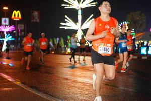 BIB: 20860
                            <button type="button" onclick="openModal(16182776)" class="btn btn-primary btn-sm float-right btn-popup" data-toggle="modal" data-target=".modal-high-quality">
                        <i class="fas fa-shopping-cart"></i> Add to Cart
                    </button>
                                            <button type="button" onclick="isThisMe(16182776, true)" class="btn btn-success btn-sm float-right btn-popup btn-isme hidden" data-toggle="tooltip" data-placement="bottom" title="นี่คือรูปของคุณใช่ไหม คลิกที่นี่เพื่อเอาเข้าอัลบั้ม">
                        <i class="fas fa-plus"></i> Add to album
                    </button>
                    <button type="button" onclick="isThisMe(16182776, false)" class="btn btn-warning btn-sm float-right btn-popup btn-isnotme hidden">
                        <i class="fas fa-ban"></i> Remove from album
                    </button>